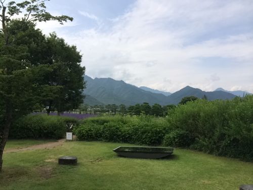 ちひろ美術館からの眺め