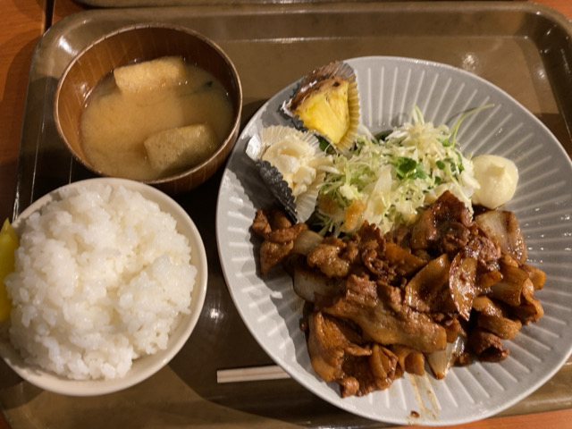 生姜焼きブラック定食
