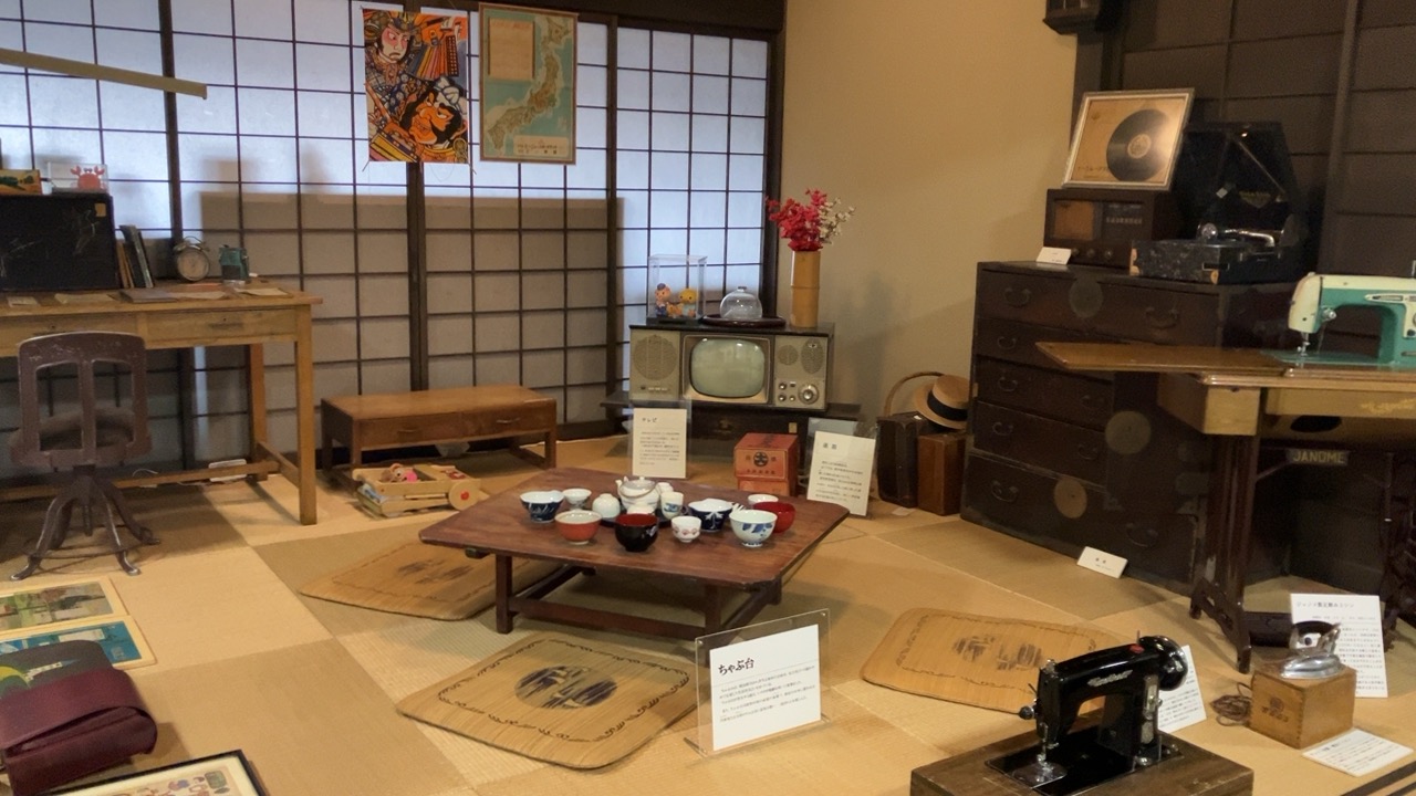 荒屋新町駅近くの八幡平市博物館で漆塗や地域の歴史を見学